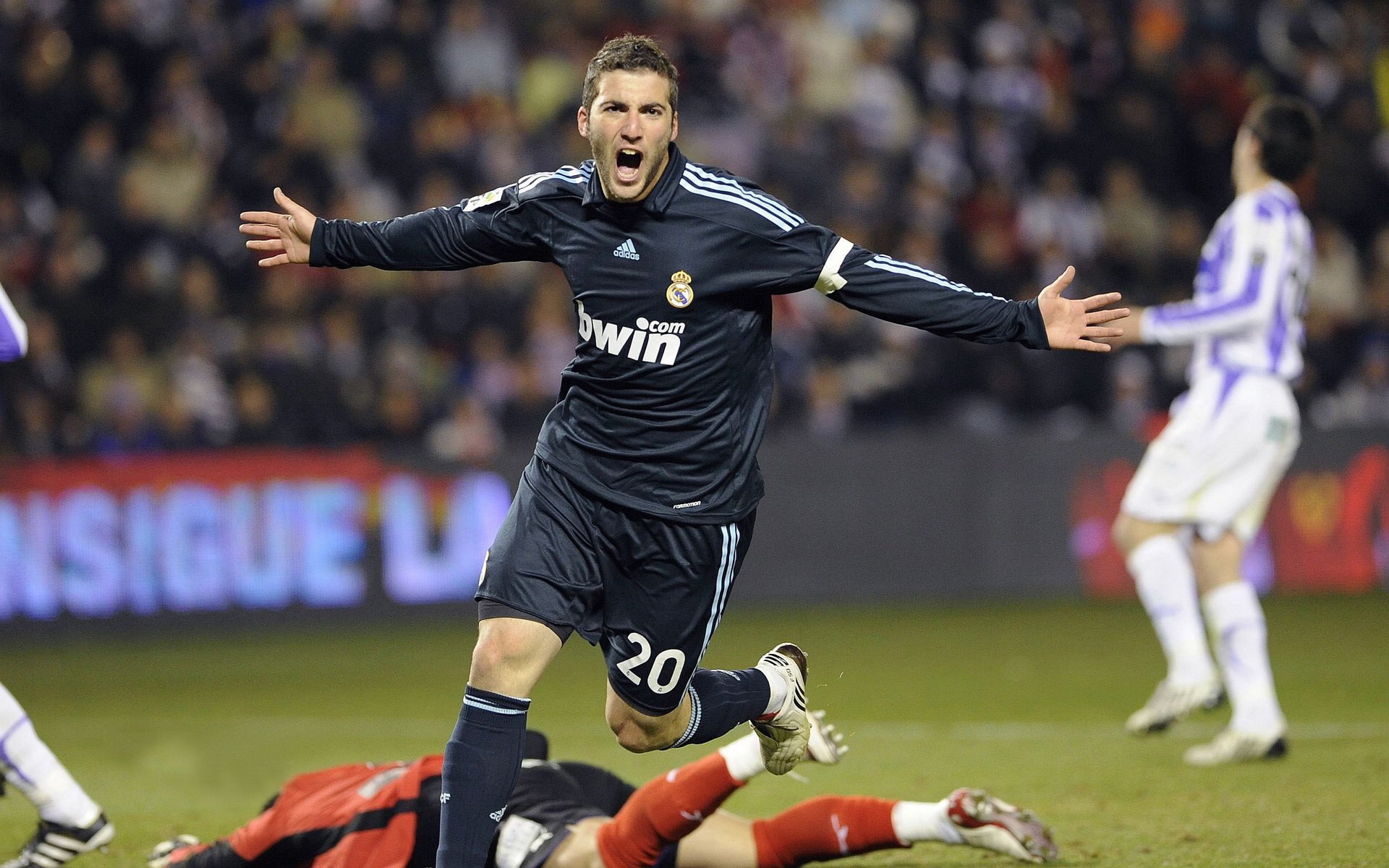 突尼斯球队体能训练加强，突尼斯球星